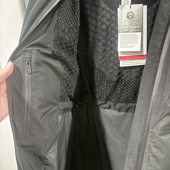 Size 8 New Lululemon StretchSeal Sleet Street 600 Fill Down Long Jacket - Picture 5 of 10